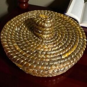 Handwoven Lidded Coil Basket Round Storage Rustic Primitive Decor Vintage 8.5"